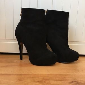 Cute black suede stiletto platformed ankle booties
